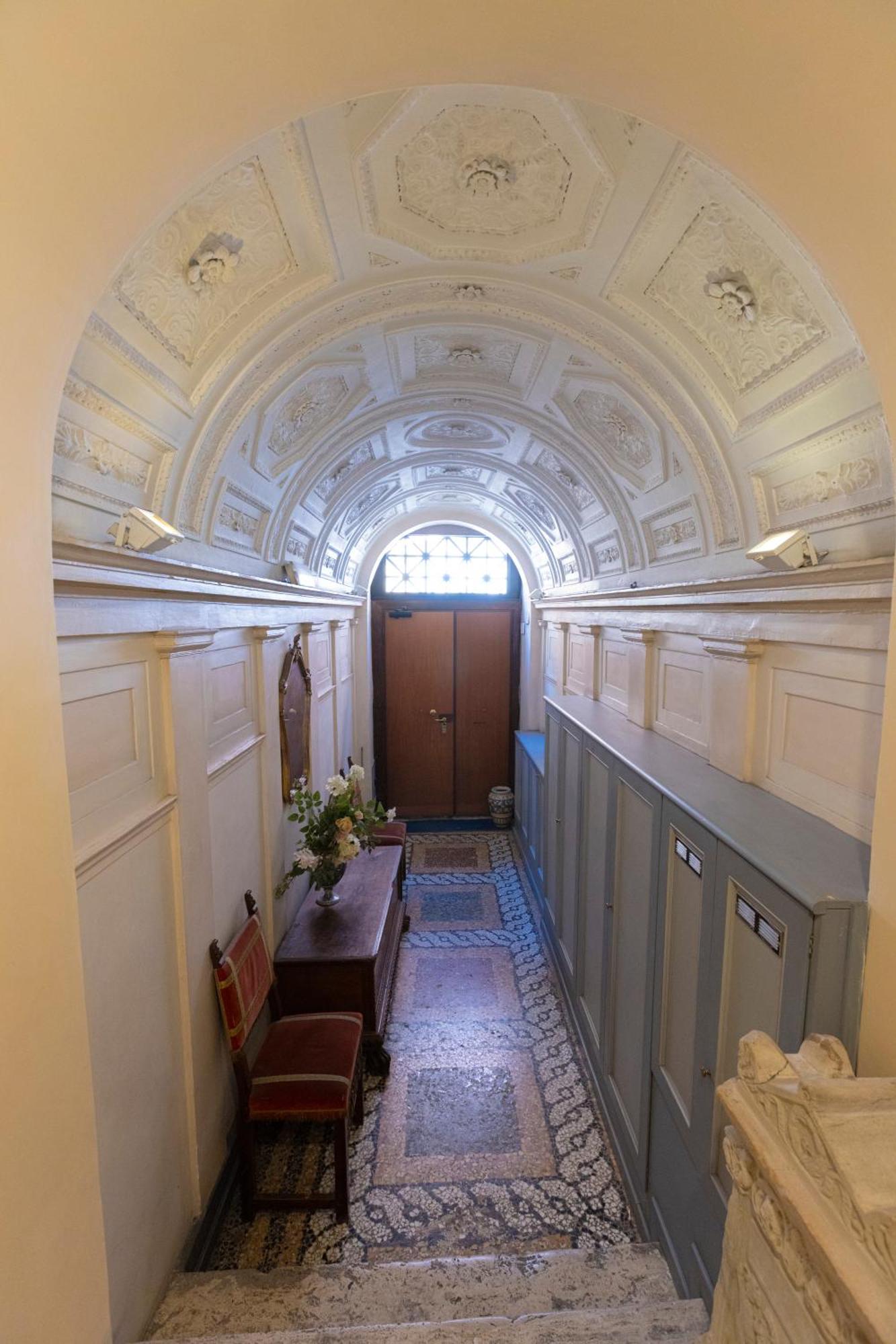 Barberini Apt Close To Fontana Di Trevi Rome Extérieur photo